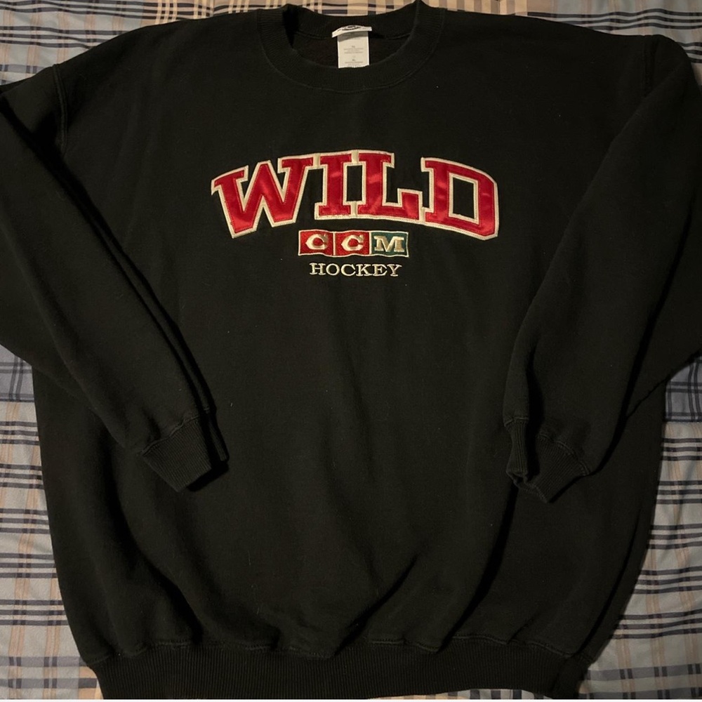 Vintage CCM Minnesota Wild hockey sweatshirt